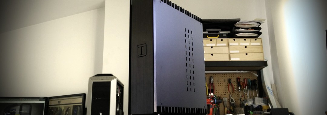 HDPLEX 2nd Gen H5 fanless PC going vertical by DekaModder