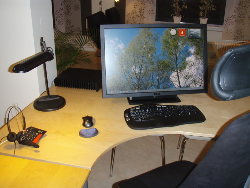 HDPLEX silent office PC using H3.S fanless PC case