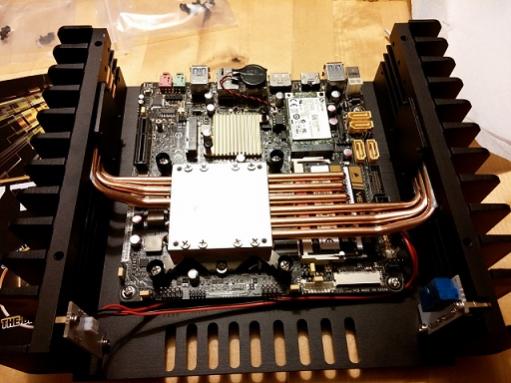 HDPLEX H1.S with Thin ITX ASUS Q87T and i5-4670s