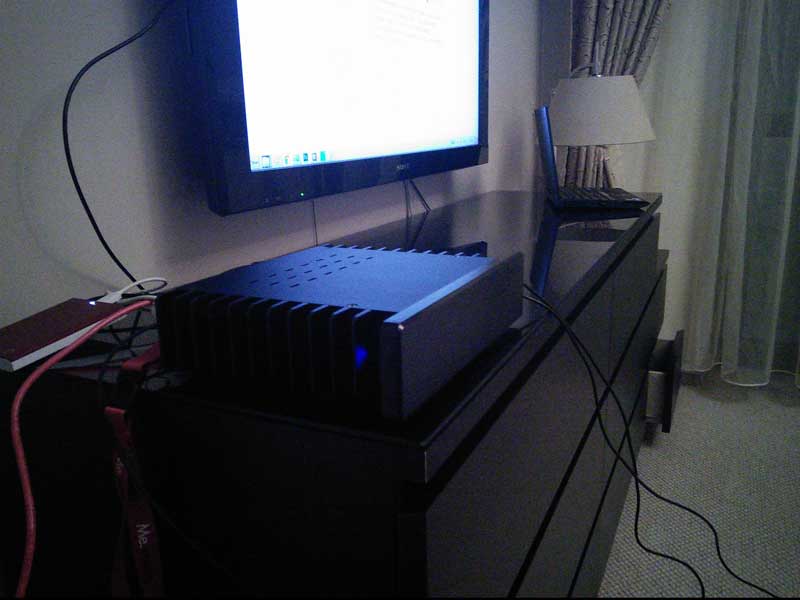 H1.S fanless PC case with Haswell Pentium G3420