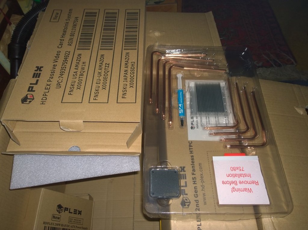 HDPLEX 2nd Gen Fanless PC Case Unboxing